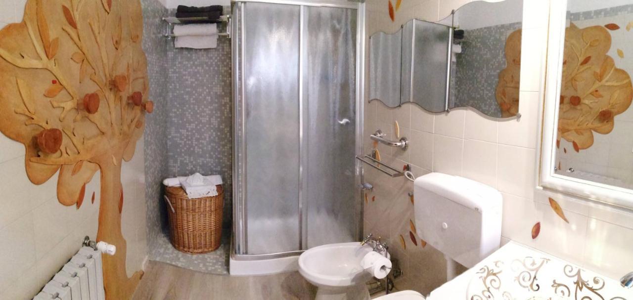 Апартаменты Residenza Sara Венеция Экстерьер фото